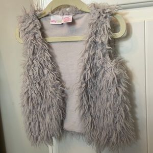 Fur vest